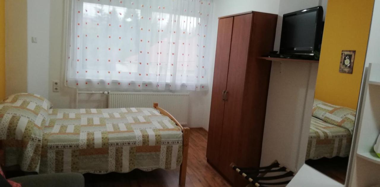 Roxanna Apartman Gyula Luaran gambar