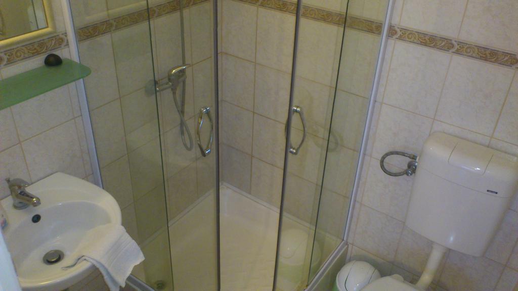 Roxanna Apartman Gyula Luaran gambar