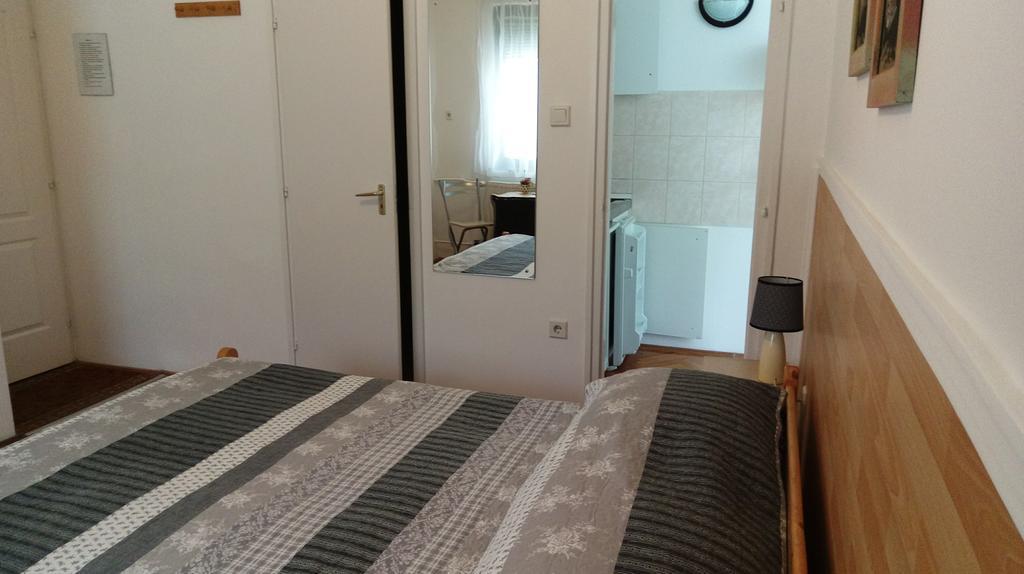 Roxanna Apartman Gyula Luaran gambar