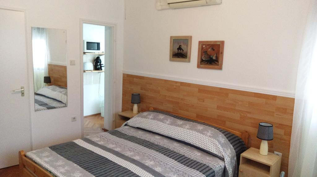 Roxanna Apartman Gyula Luaran gambar