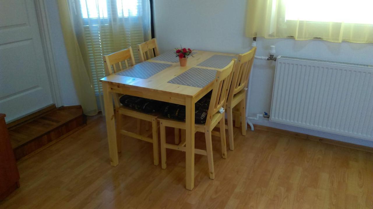 Roxanna Apartman Gyula Luaran gambar